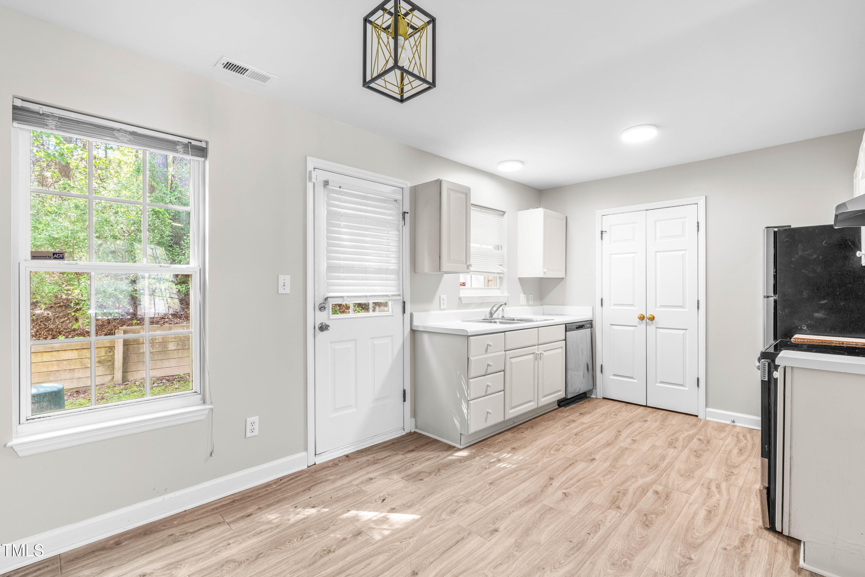 1628 Briarmont Court Court