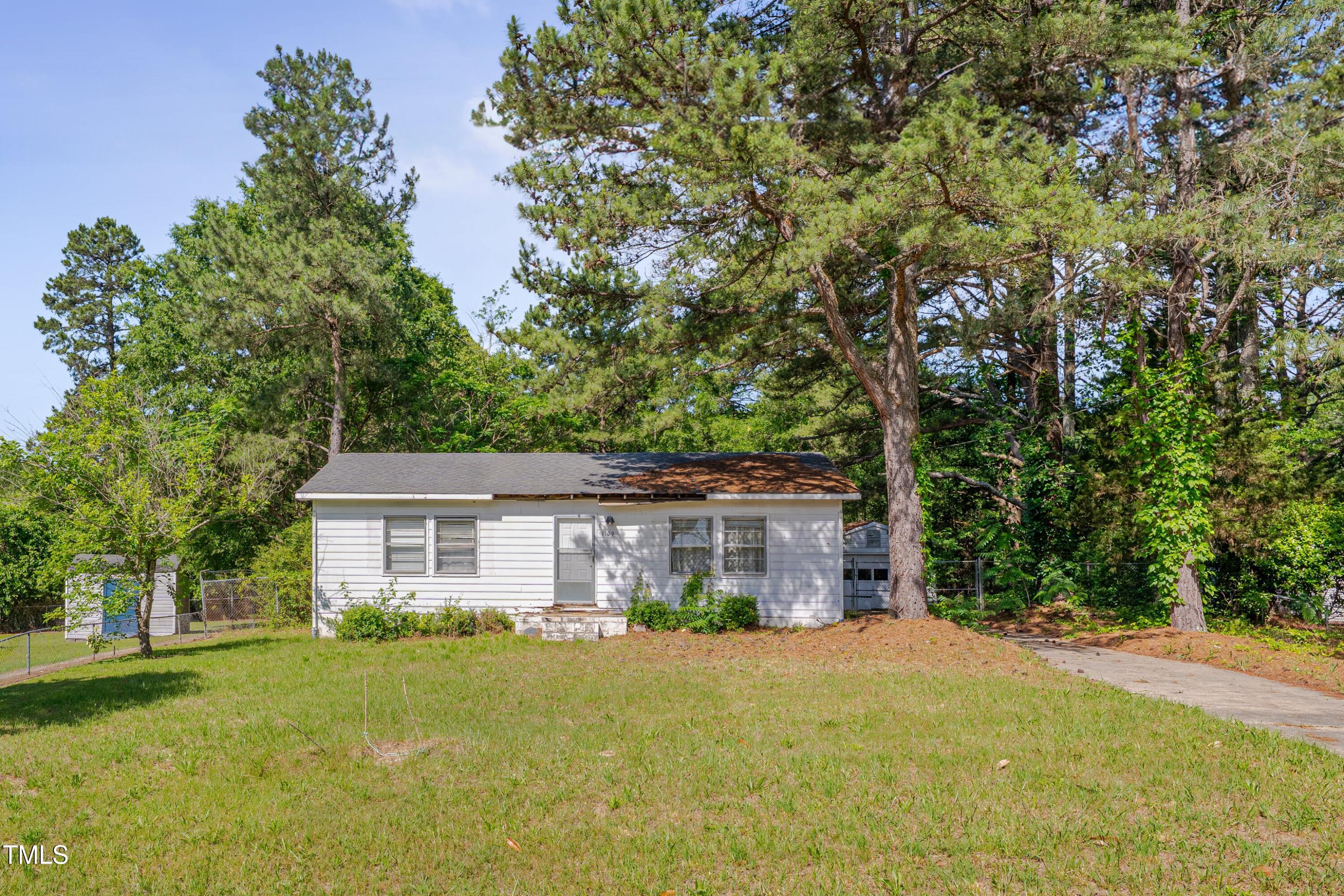 Listing image 4