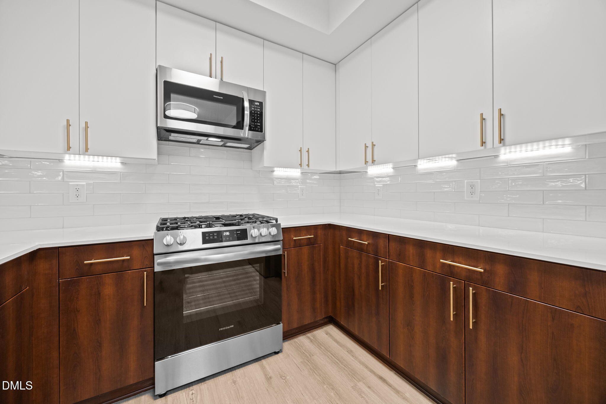 615 W Peace Street 307