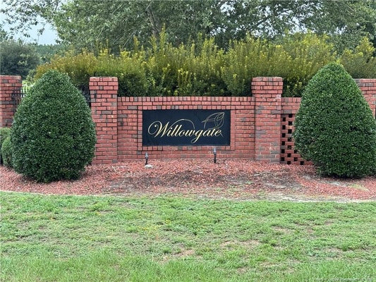 4153 WILLOW GATE DR, EASTOVER, NC 28312 - Image d6ffd0d62c15fcbc1f4bf551bcec3620/2569281001