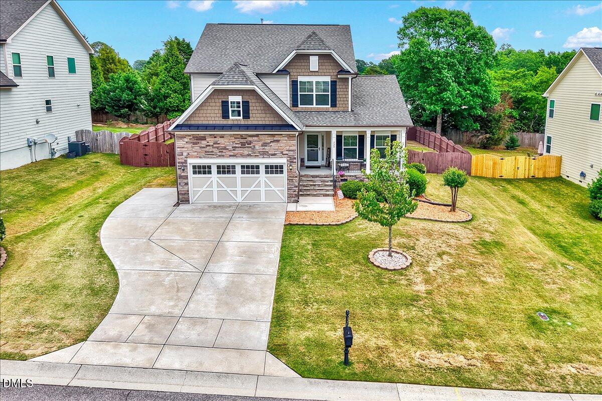 724 Granite Peak Drive