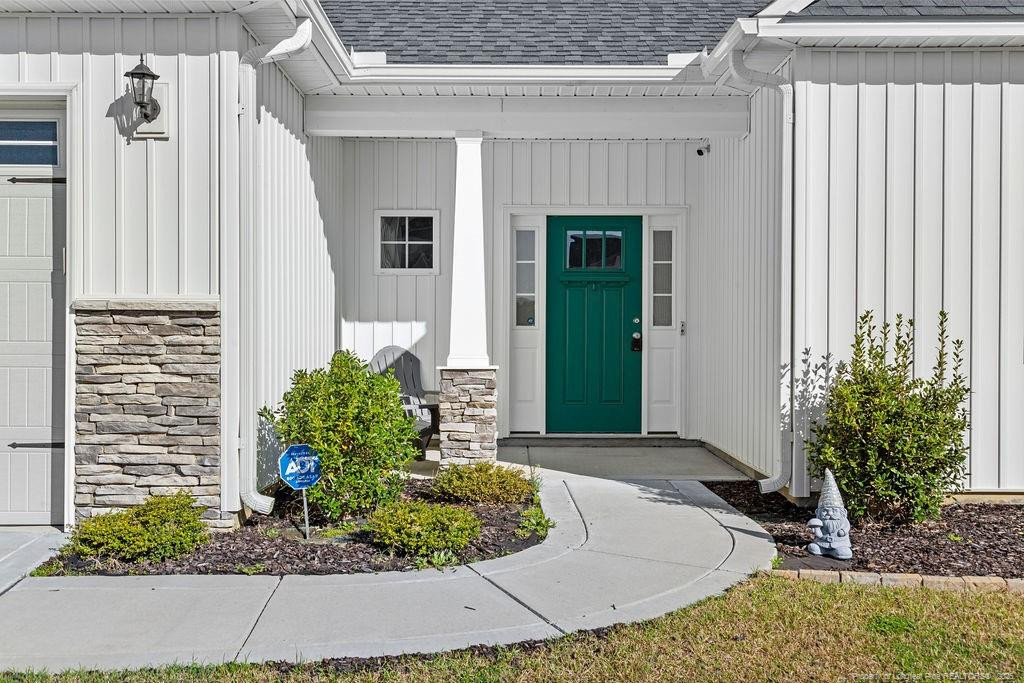 5407 Debut Avenue