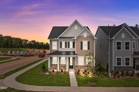 Single Family Residence in Apex NC 200 Leland Crest Drive 1.jpg