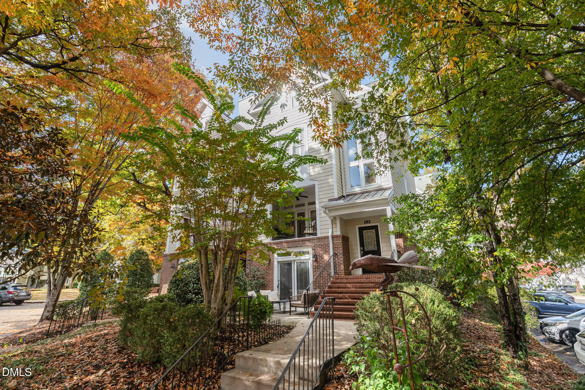 1120 Parkridge Lane 102