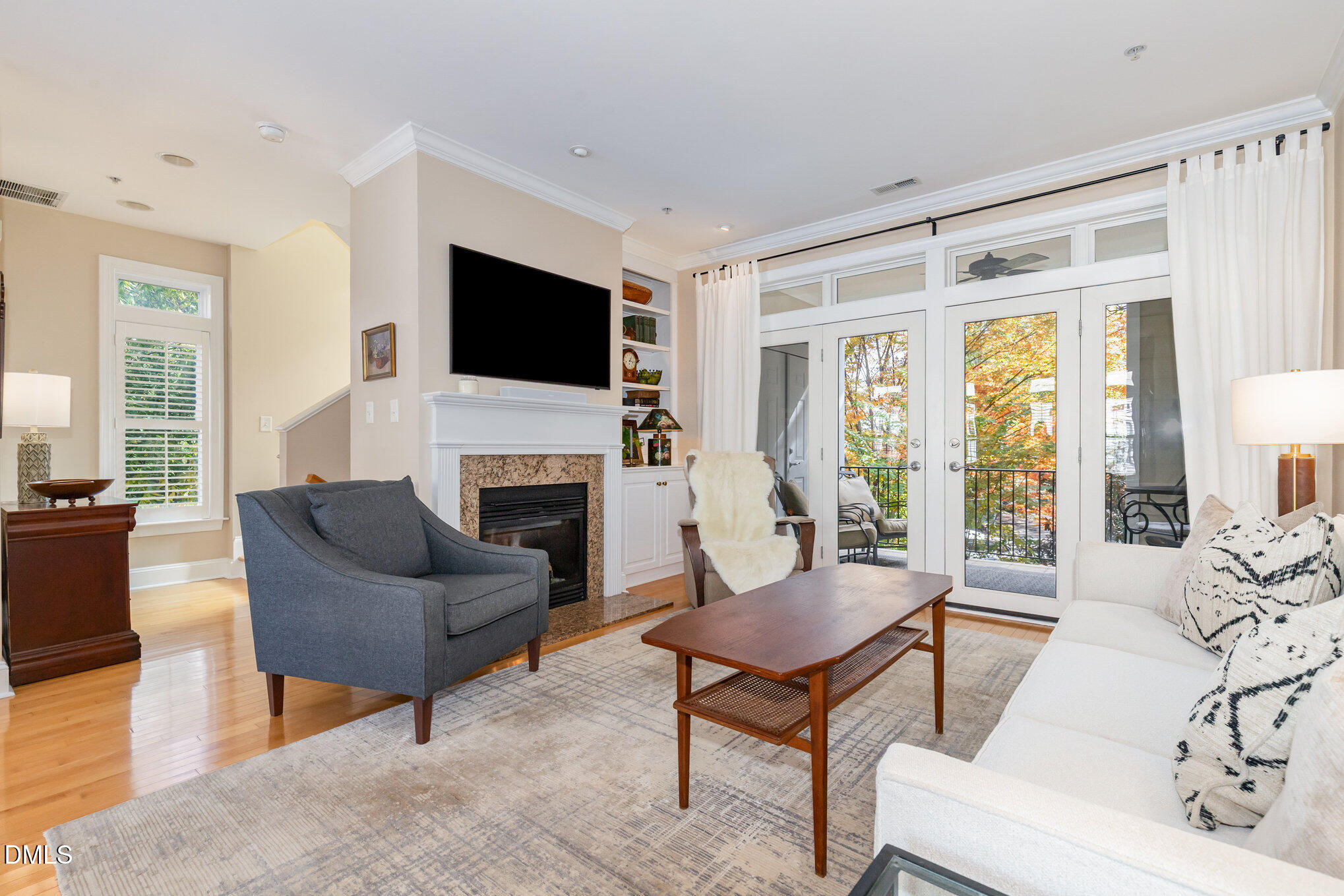 1120 Parkridge Lane 102