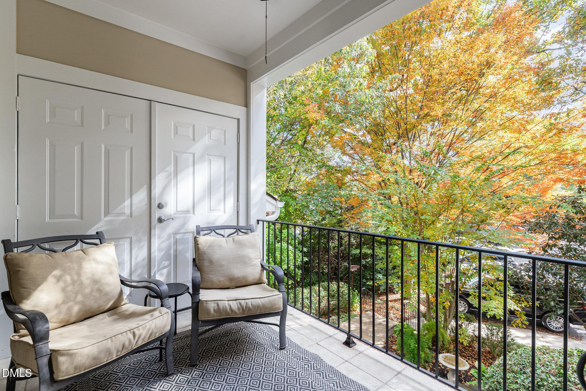 1120 Parkridge Lane 102