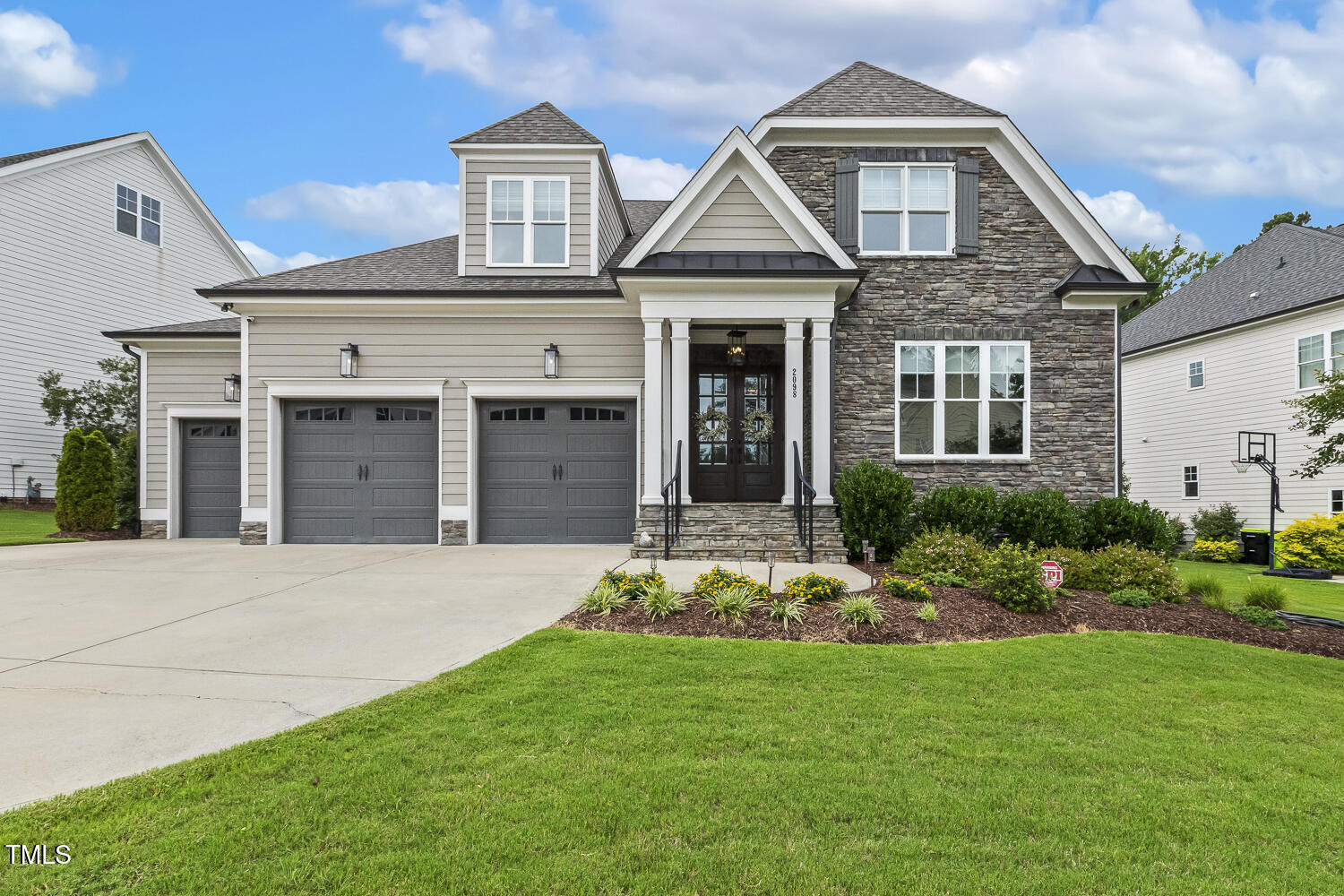 2098 Amalfi Place
