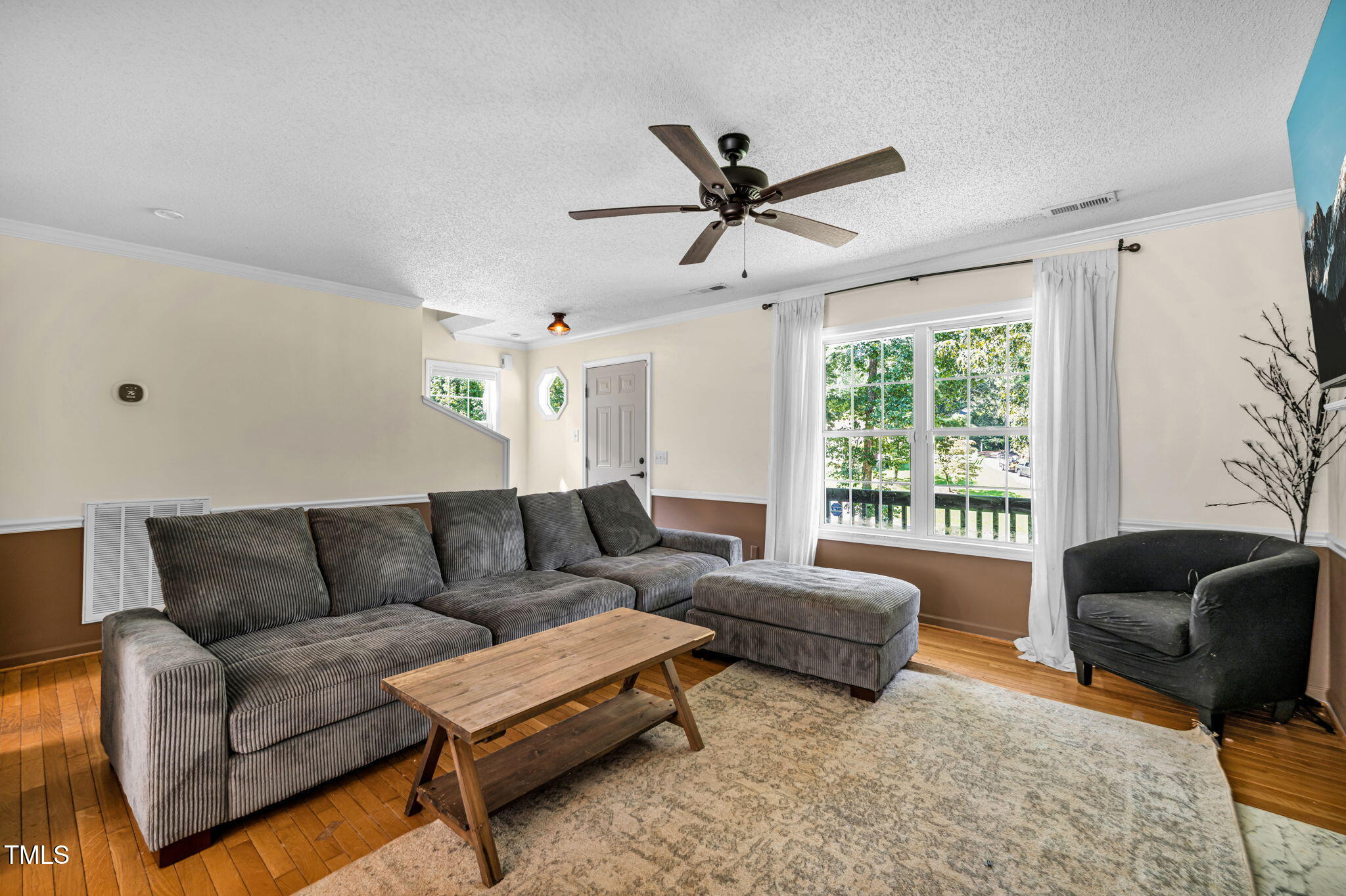 2313 Grassmere Court