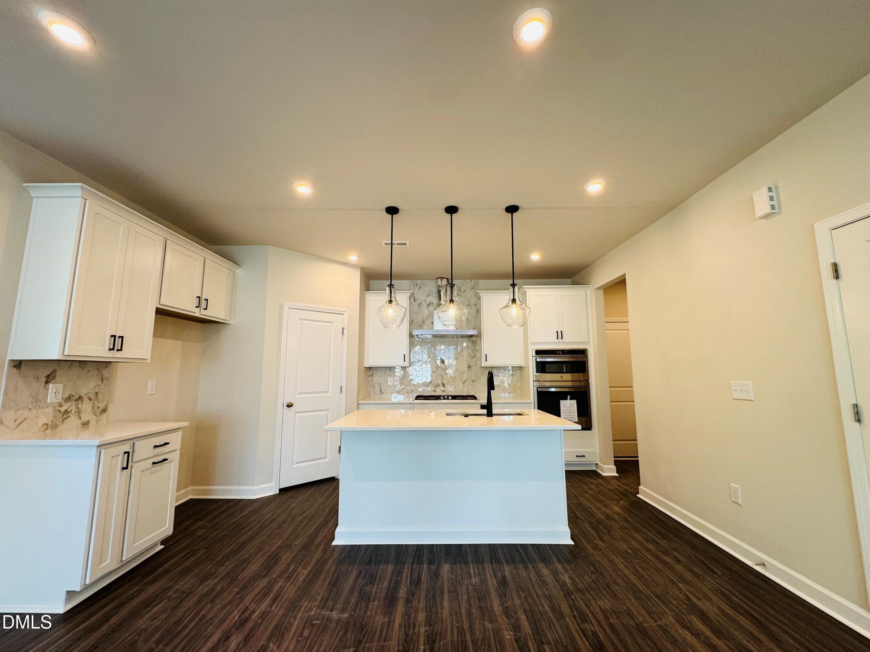 600 Callan View Avenue