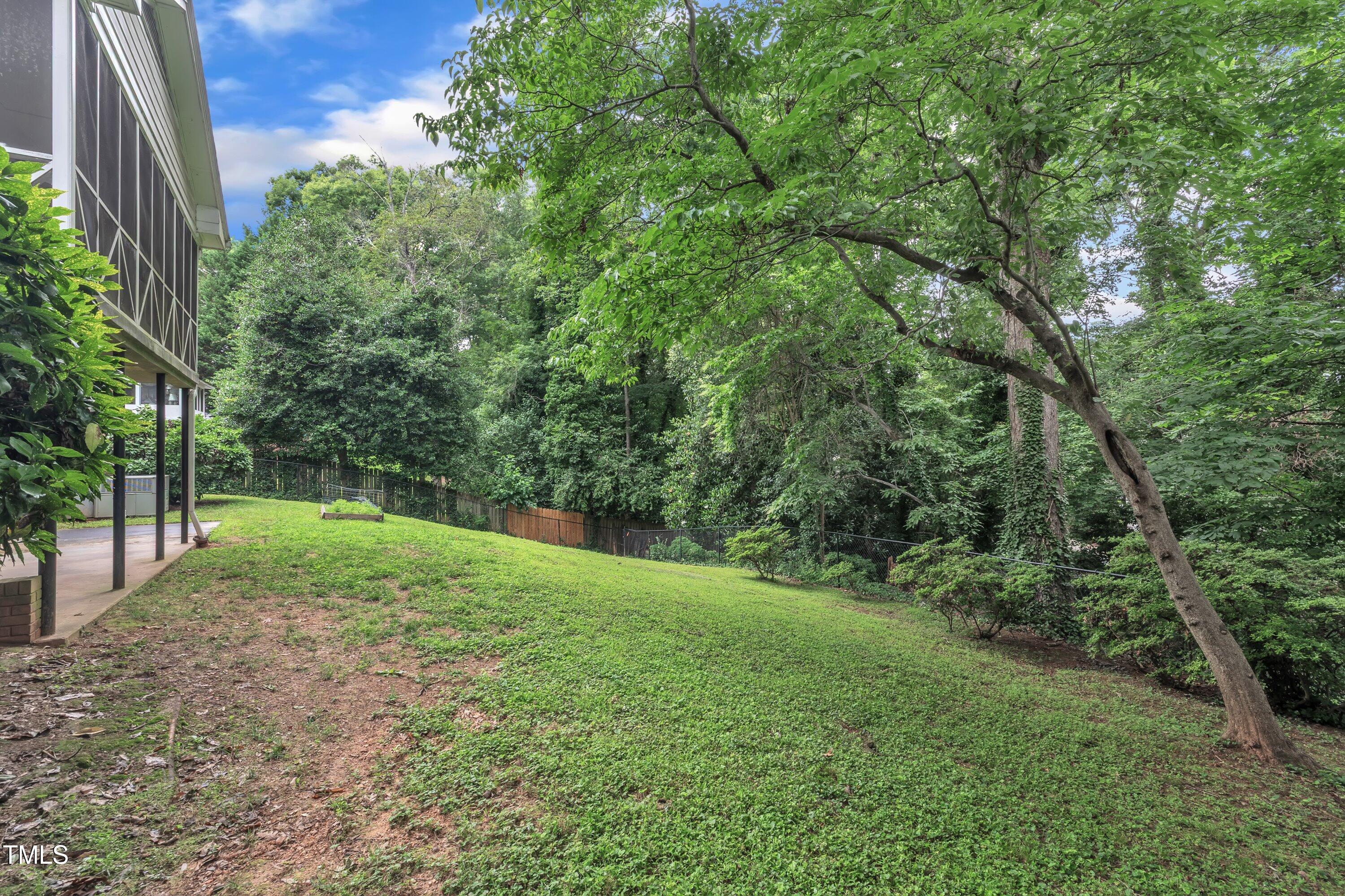 3304 Redbud Lane