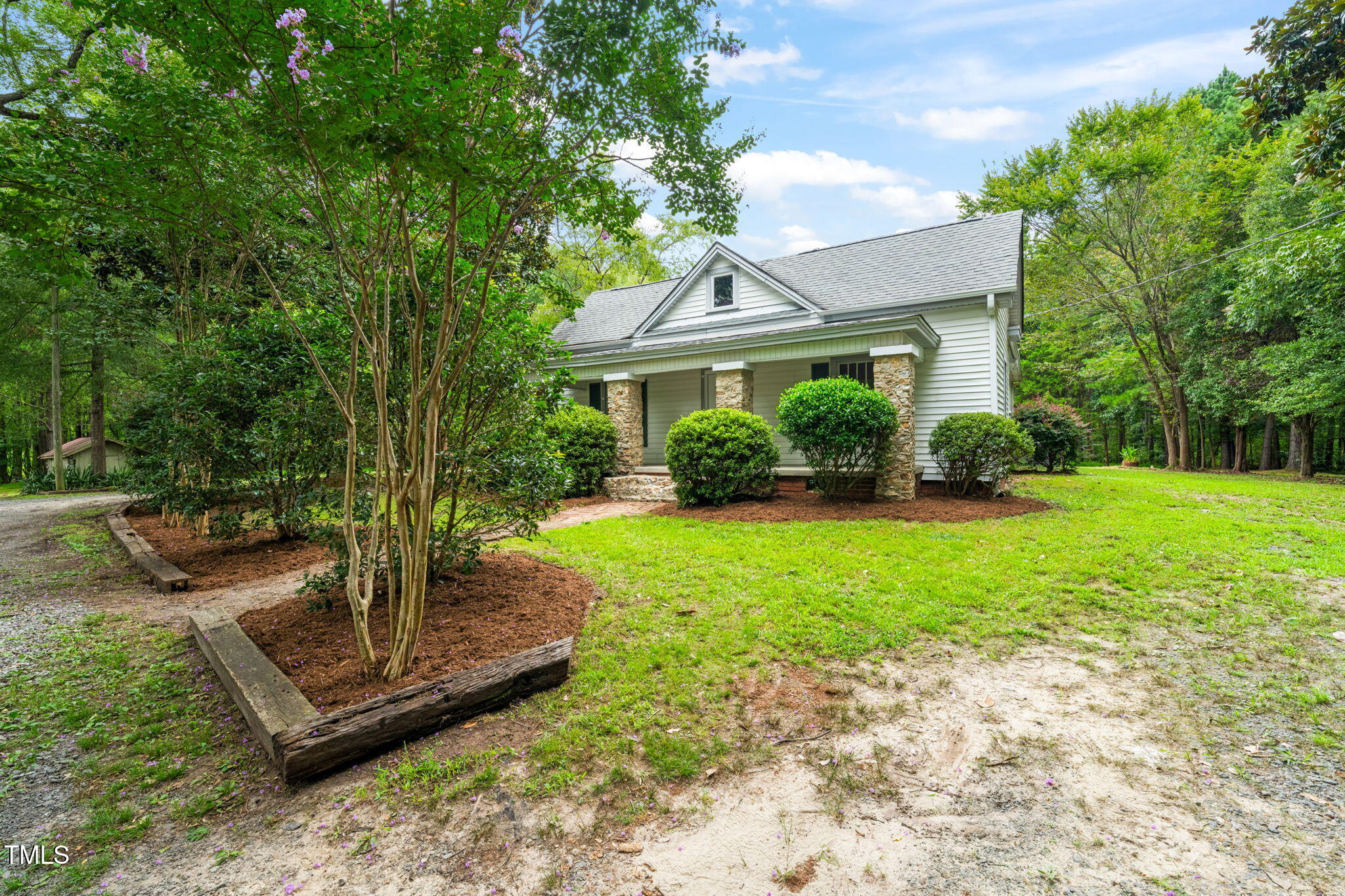 2821 Cheek Road