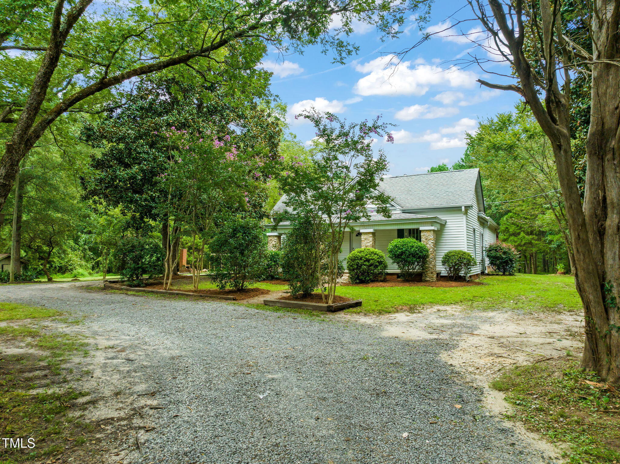 2821 Cheek Road