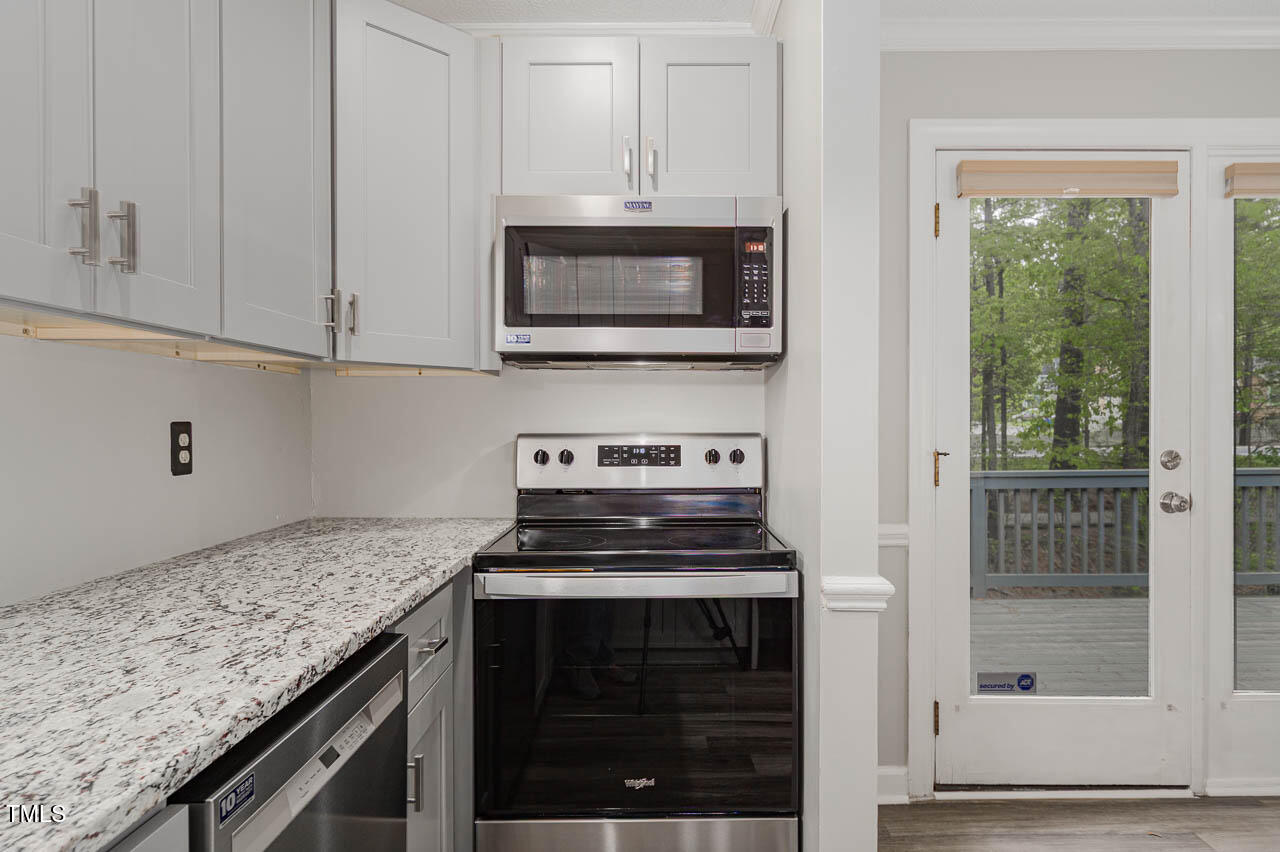 500 W Woodcroft Parkway 17c