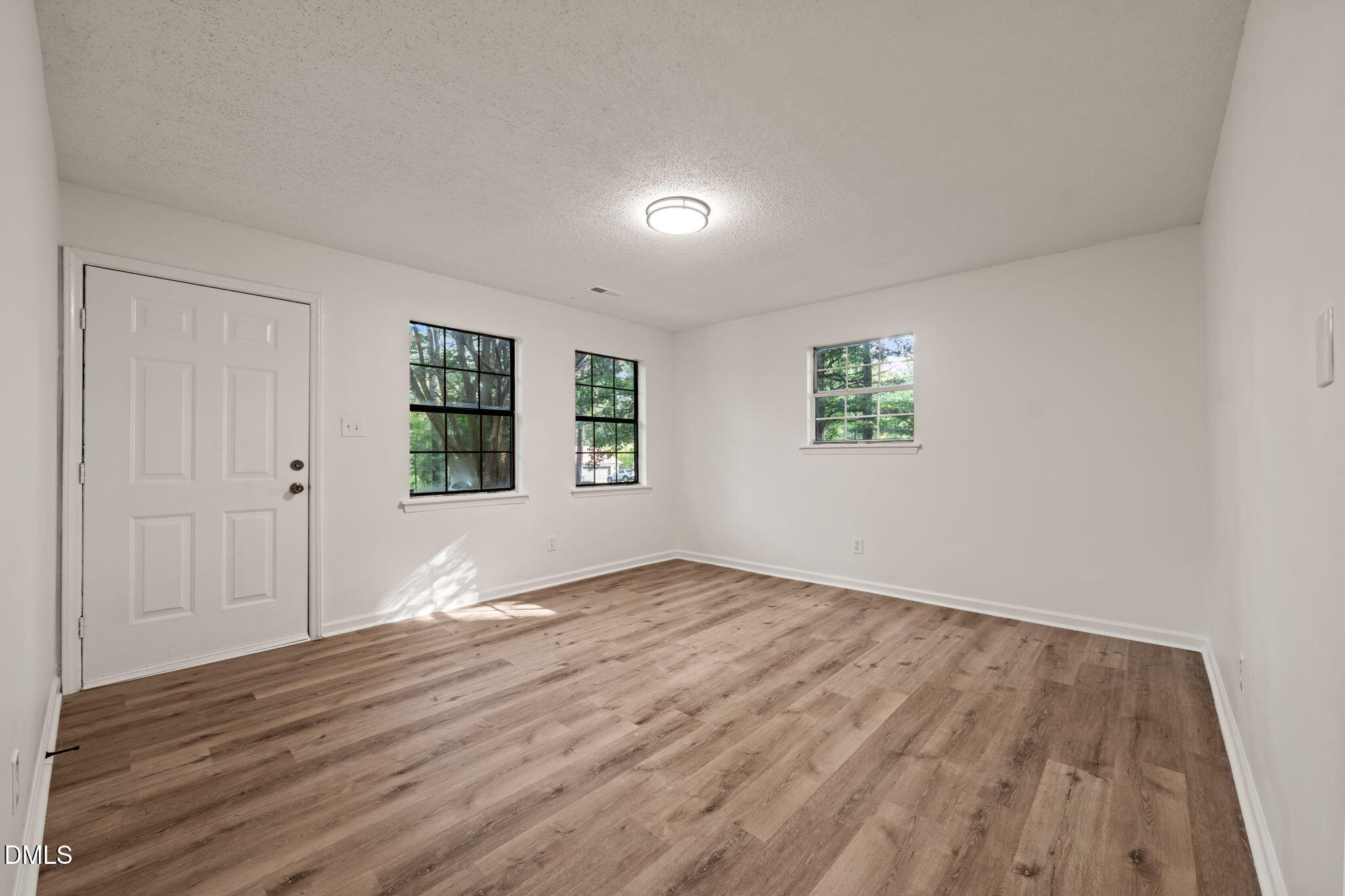 613 Locust Road