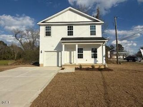 22 Stout Landing Dunn NC 28334