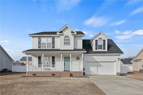 A home in Raeford