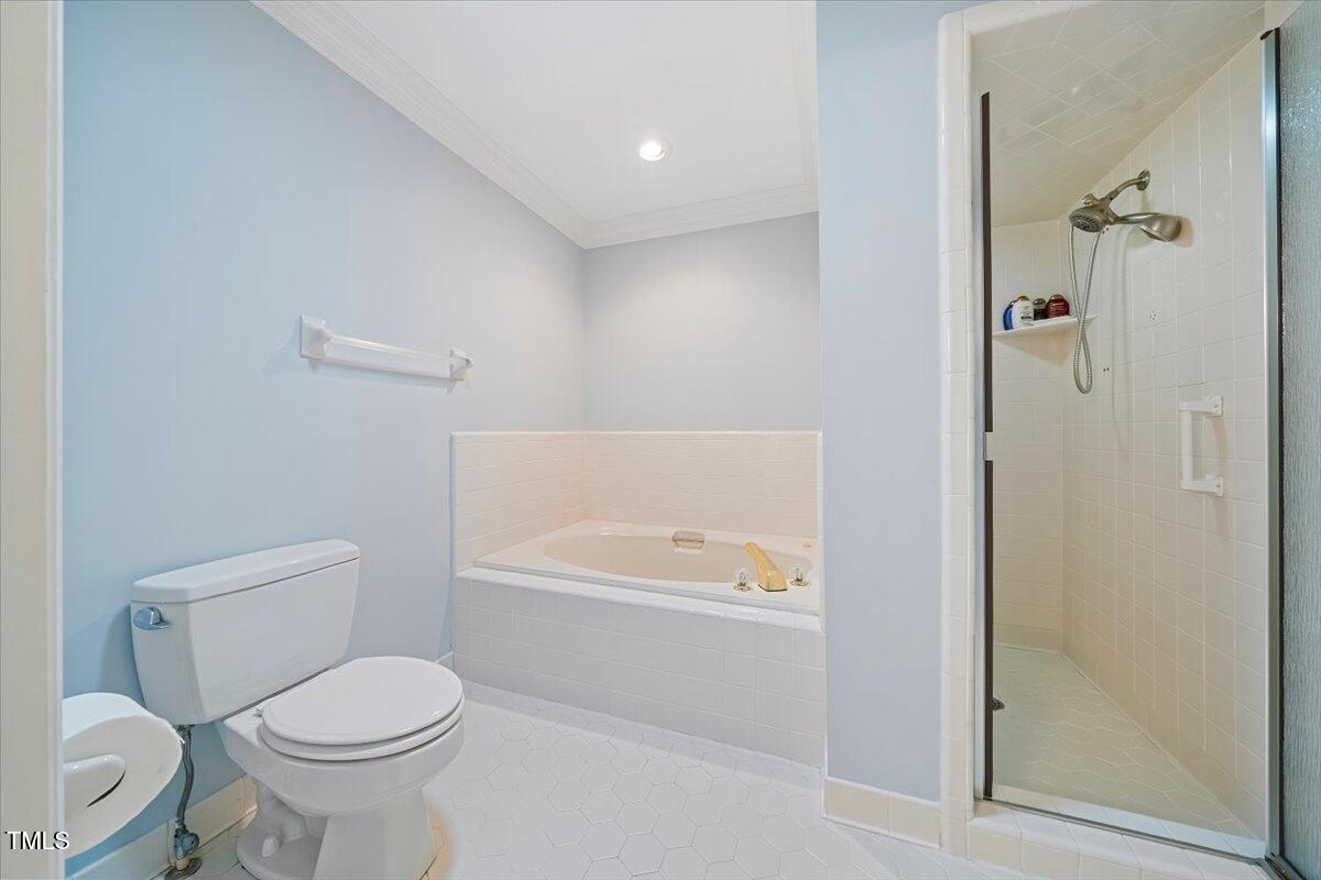 Cary, North Carolina 27518, United States, 3 Bedrooms Bedrooms, ,4 BathroomsBathrooms,Residential,Active,191838