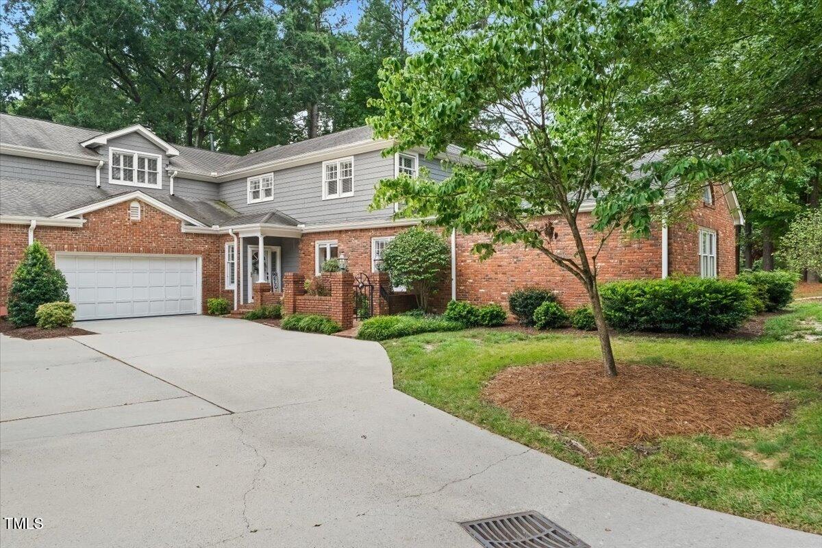 107 Greensview Drive