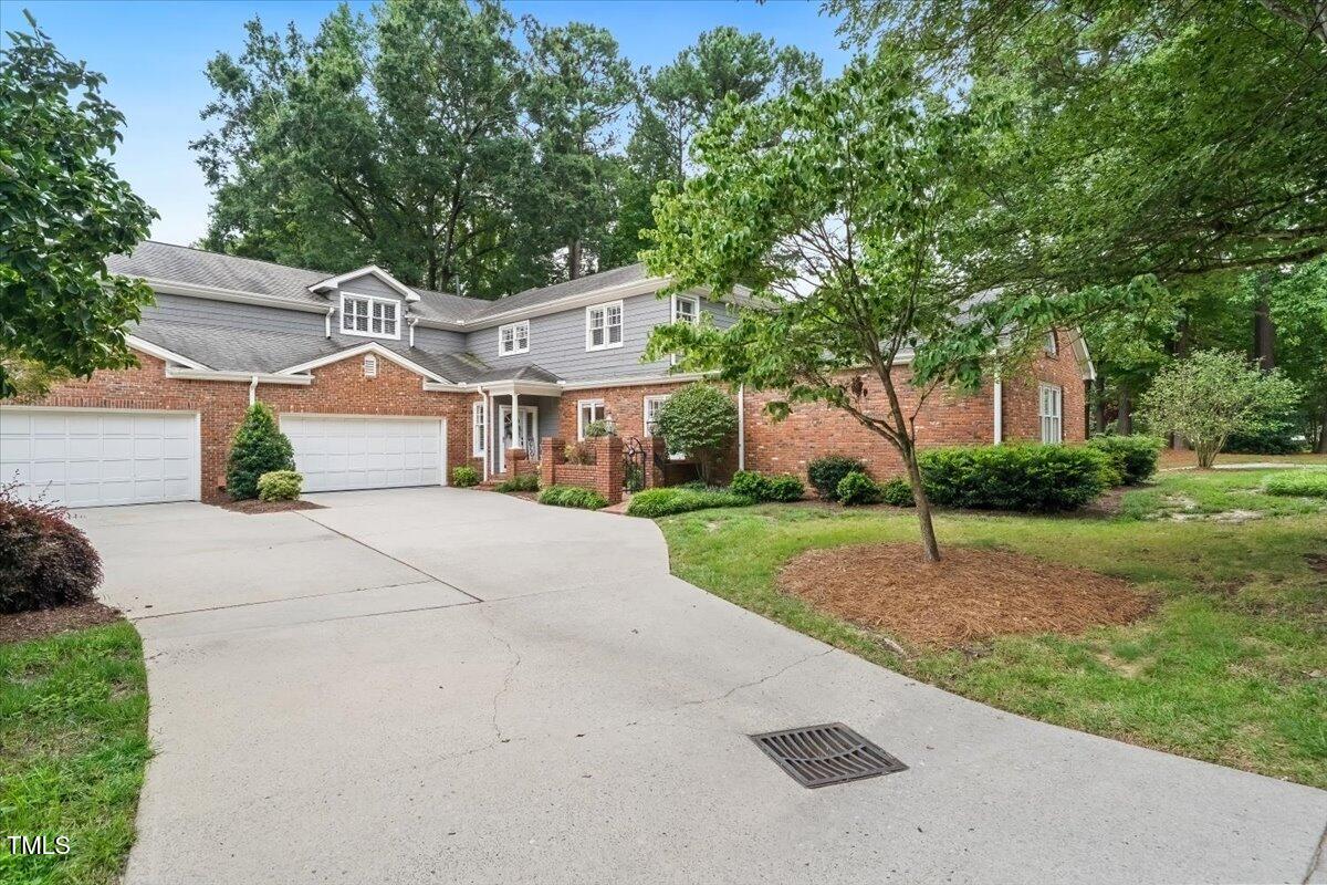 107 Greensview Drive
