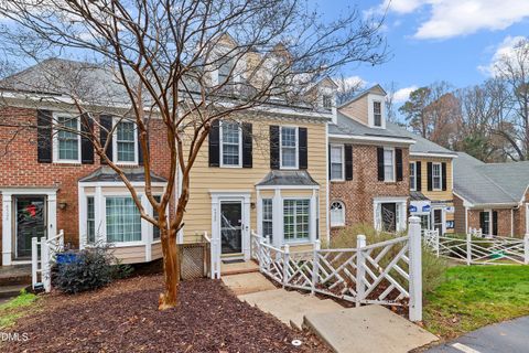 4522 Hamptonshire Drive Raleigh NC 27613