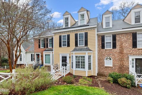 4522 Hamptonshire Drive Raleigh NC 27613