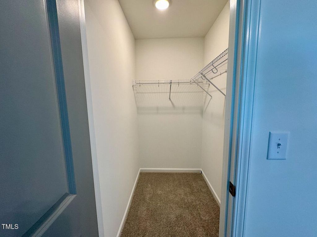 listing image 78