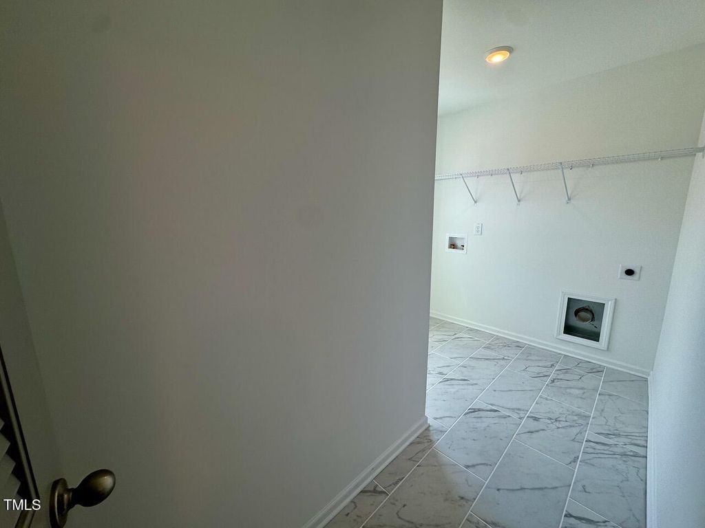 listing image 62