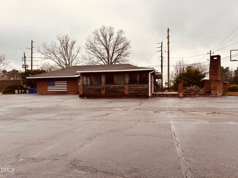 1475 W Market Street Smithfield NC 27577