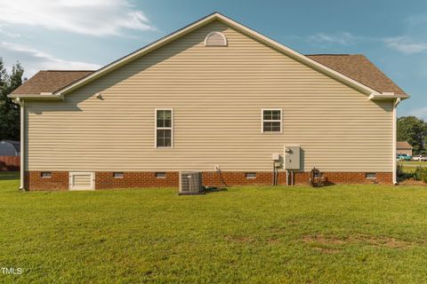 A home in Dunn