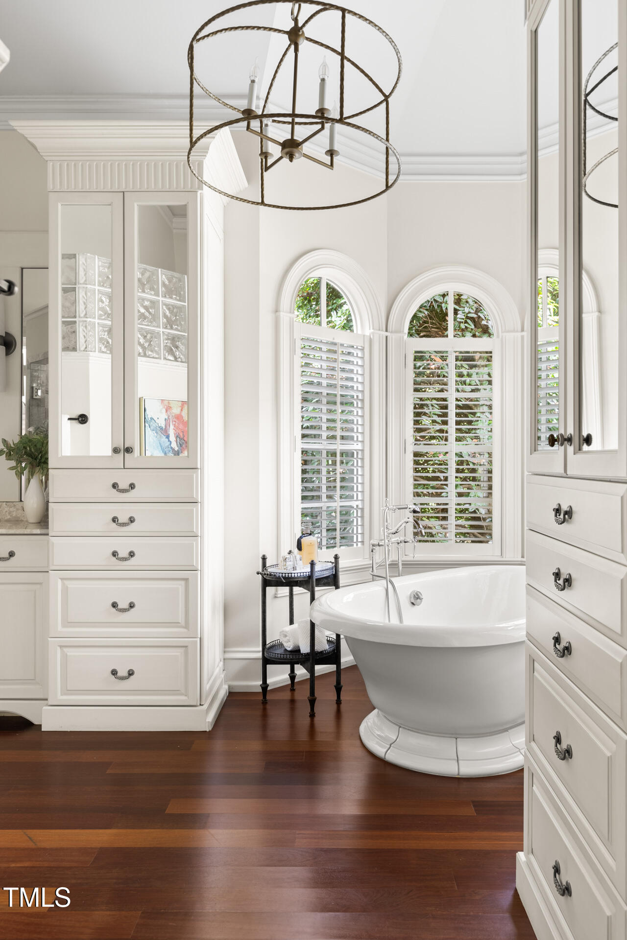 Durham, North Carolina 27713, United States, 5 Bedrooms Bedrooms, ,7 BathroomsBathrooms,Residential,Pending,33997