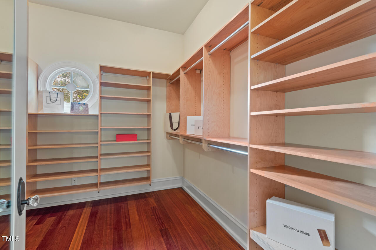 Durham, North Carolina 27713, United States, 5 Bedrooms Bedrooms, ,7 BathroomsBathrooms,Residential,Pending,33997