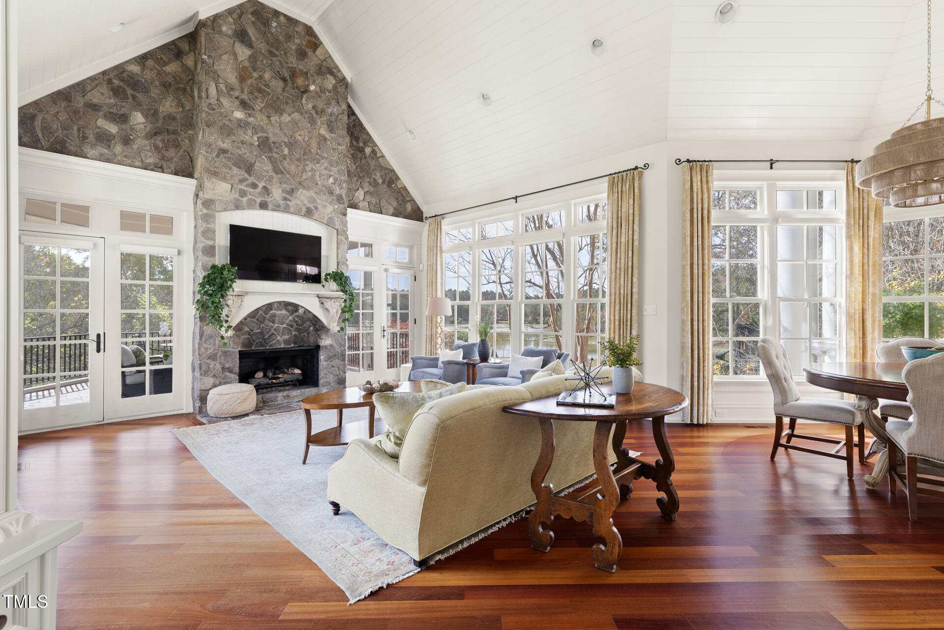 Durham, North Carolina 27713, United States, 5 Bedrooms Bedrooms, ,7 BathroomsBathrooms,Residential,Pending,33997