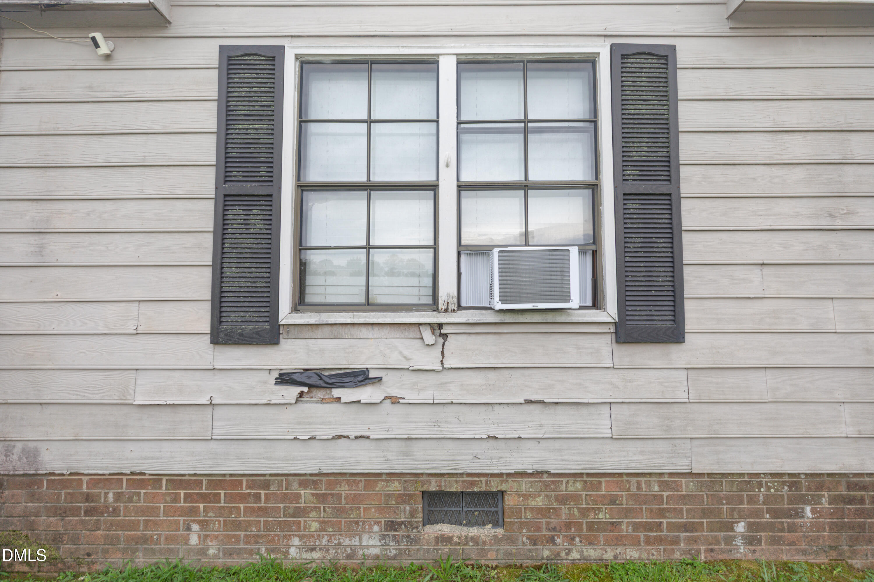 141 Russell Drive