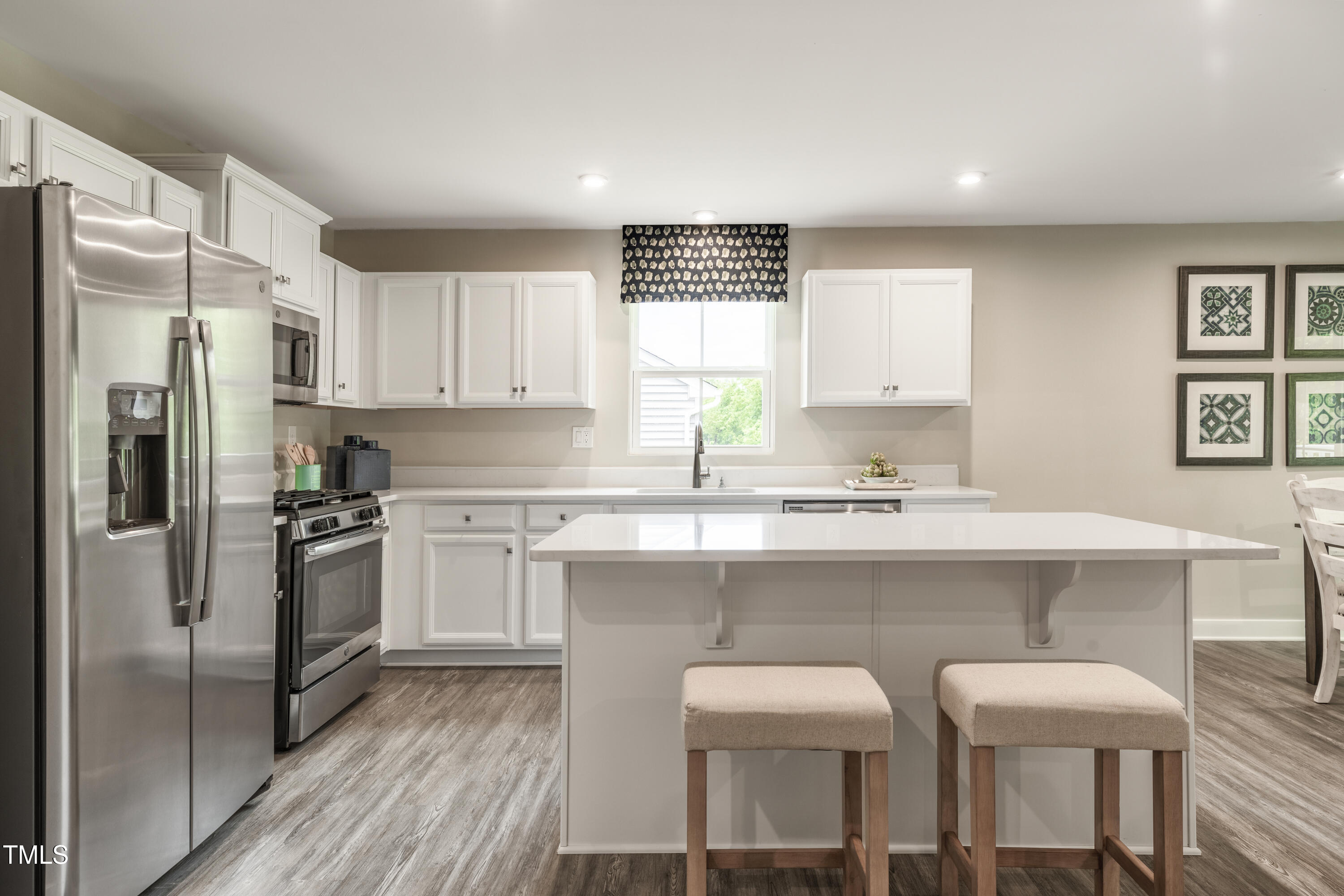 33 Elmwood Avenue