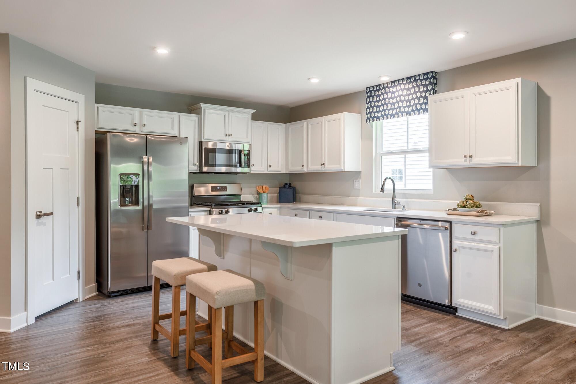 33 Elmwood Avenue