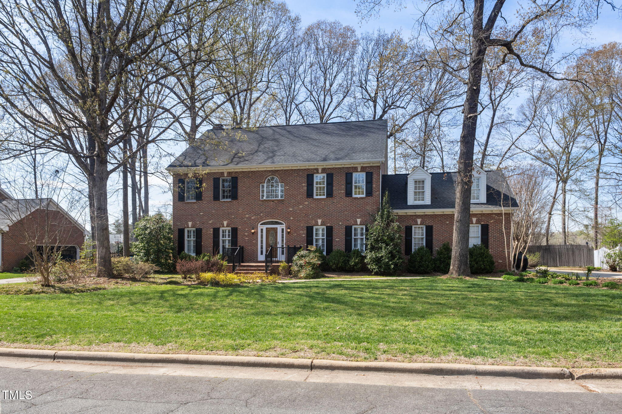 1005 Brookview Drive