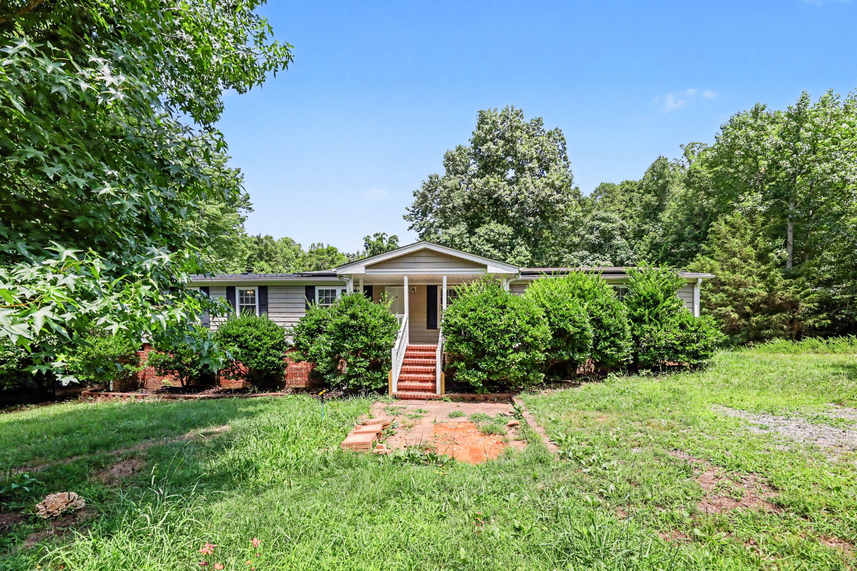 196 Westview Road