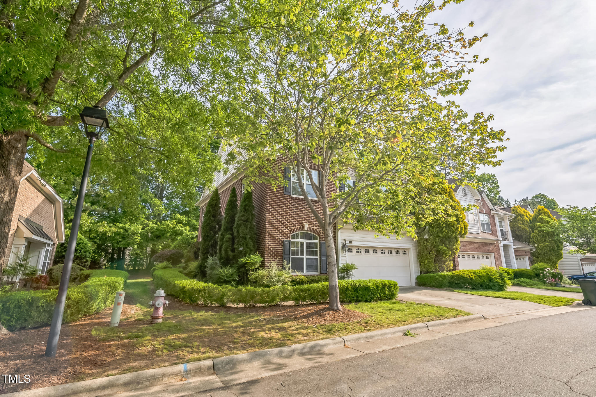 216 Beringer Place