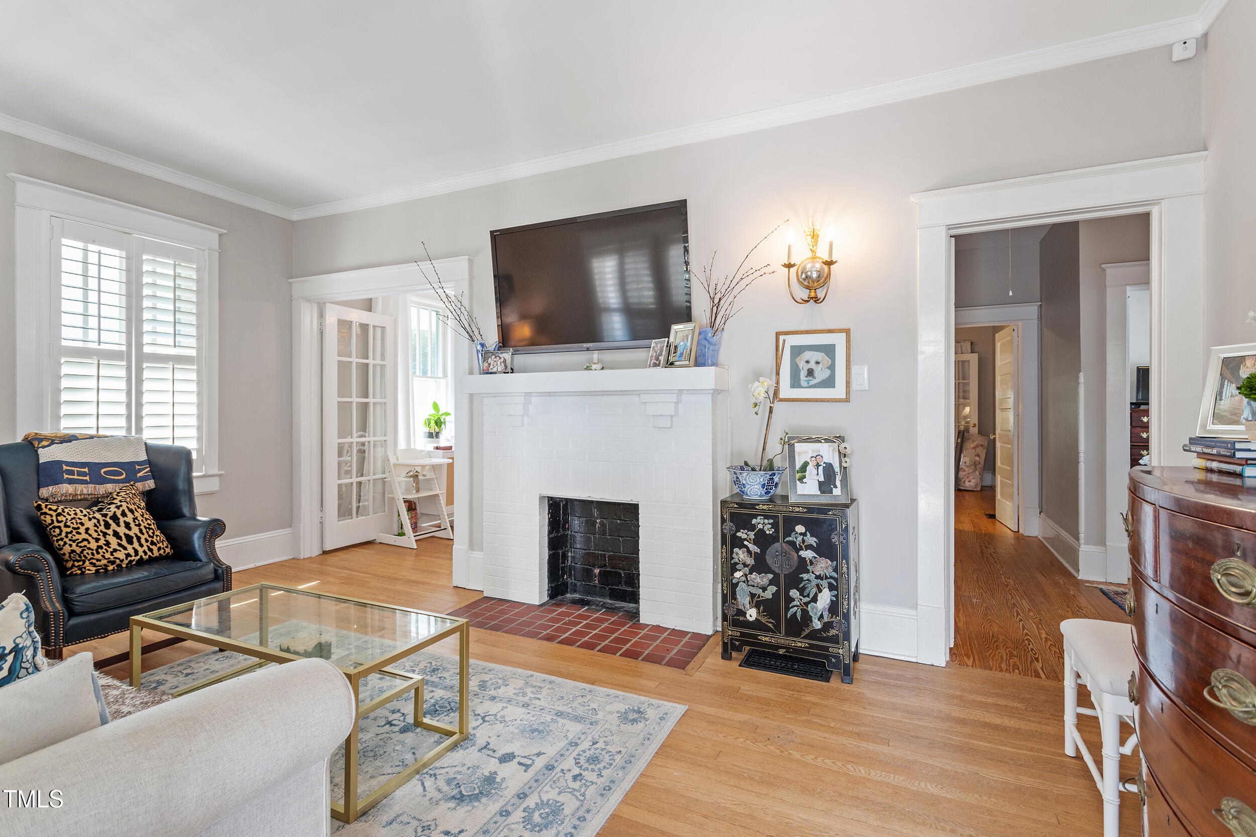 2225 Creston Road