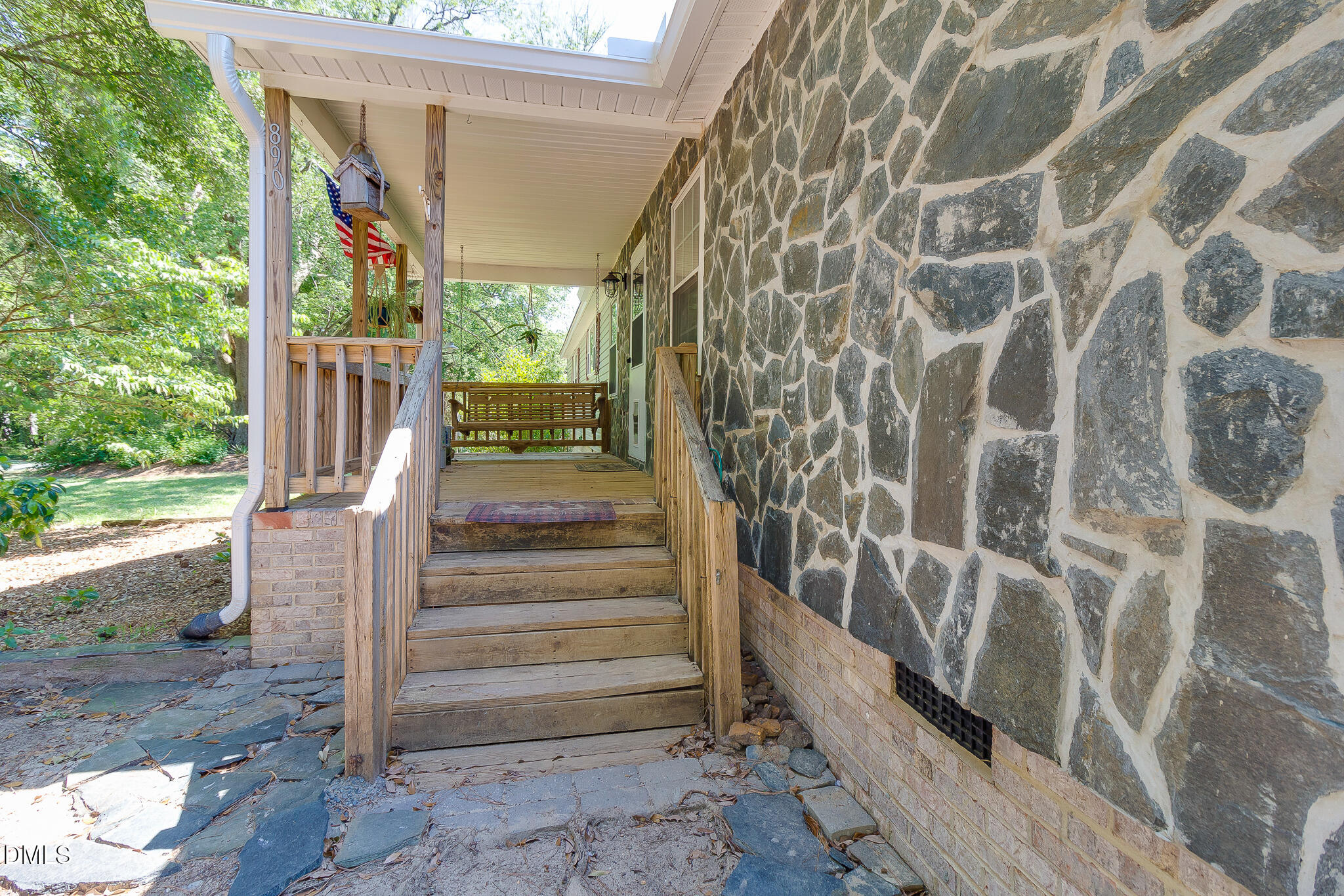 890 Wiggins Road