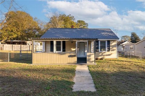 407 S Little Avenue Dunn NC 28334