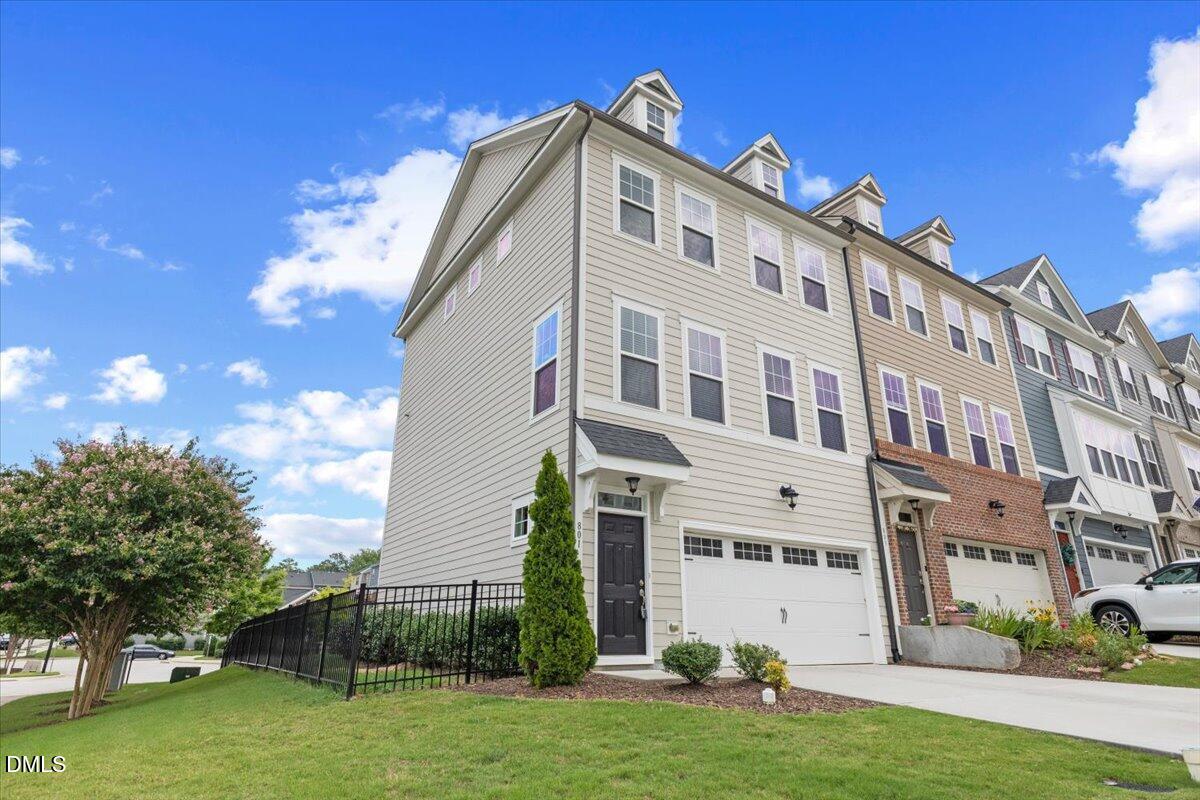 801 Grafton Peak Lane