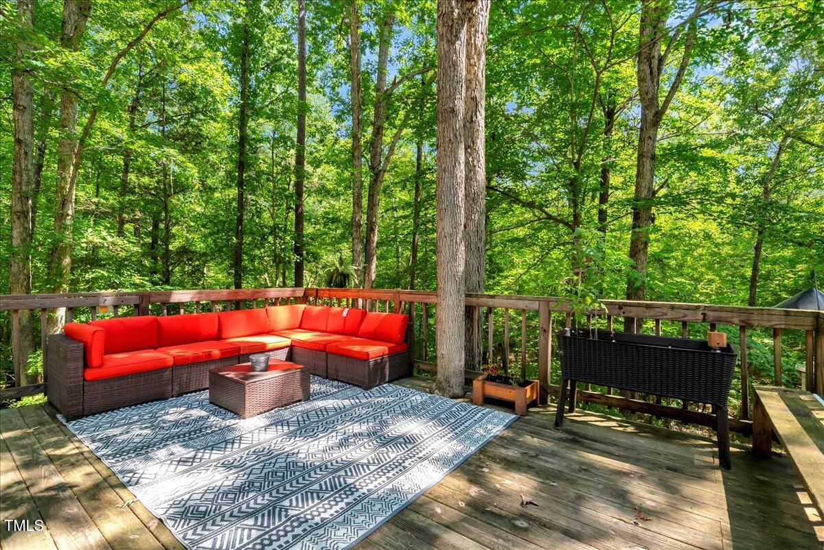 160 Shadowbrook Drive