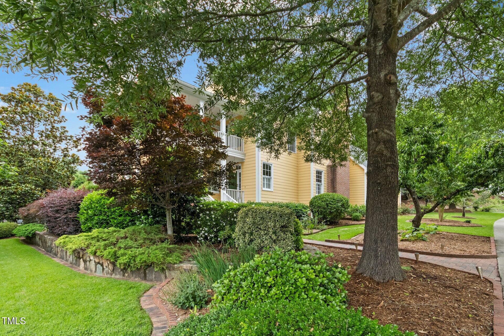 800 Highgrove Drive