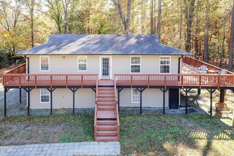 137 Fox Hunters Lane Broadway NC 27505