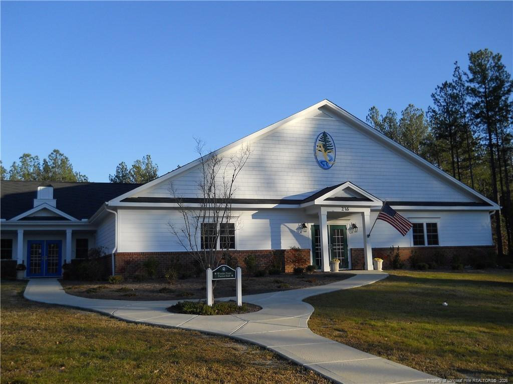 136 Leaning Pine Circle