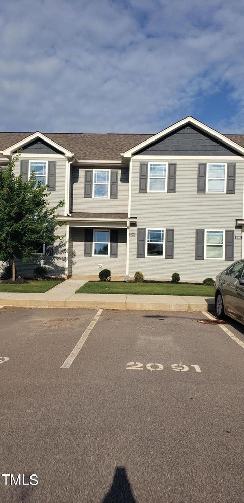 Townhouse in Youngsville NC 2091 Wiggins Village Drive.jpg