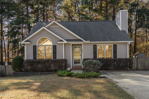 2813 Glastonbury Road Apex NC 27539