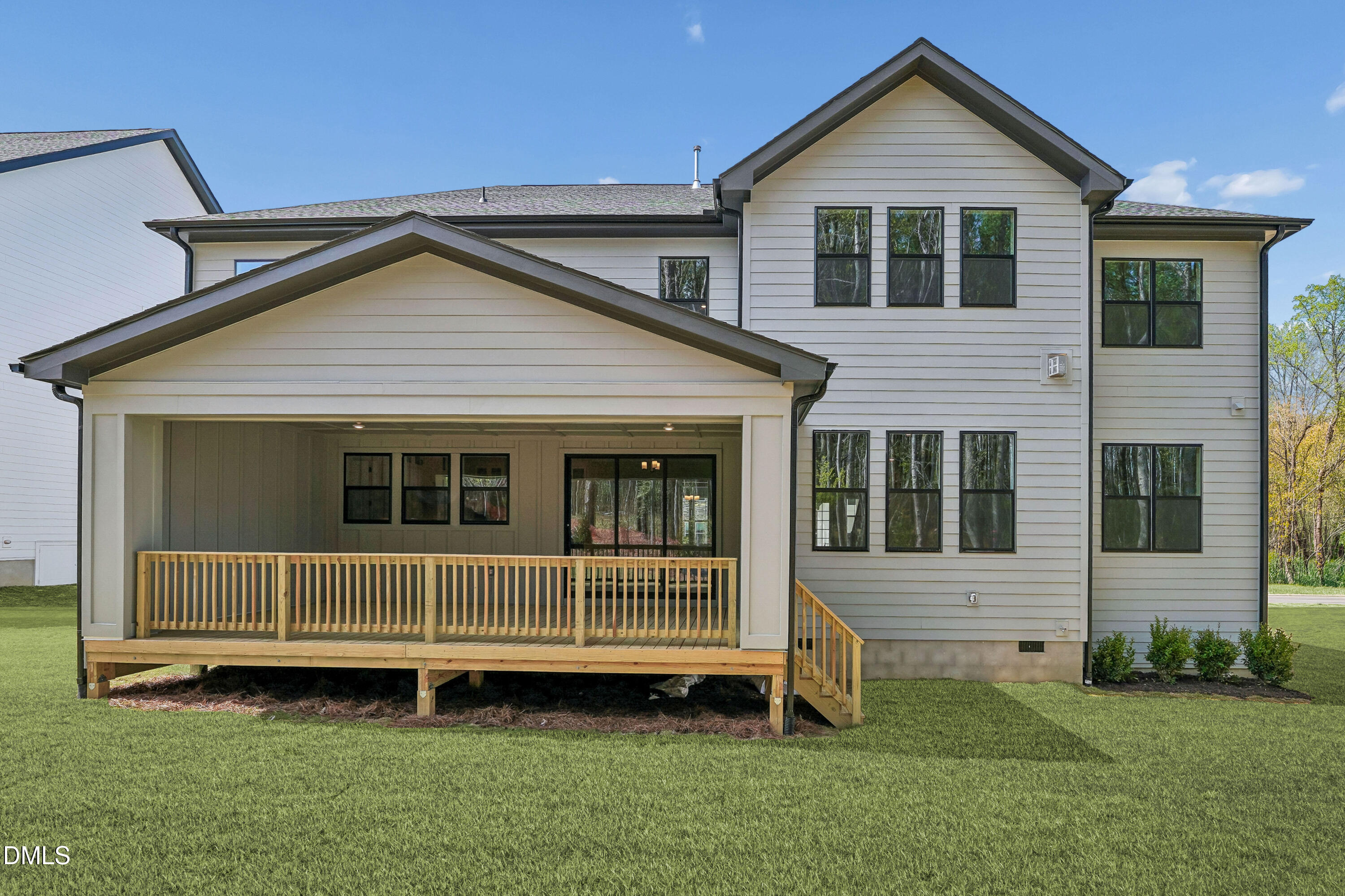 525 Windboard Street