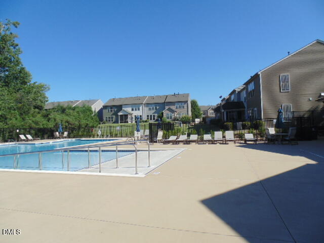 320 Brier Crossings Loop